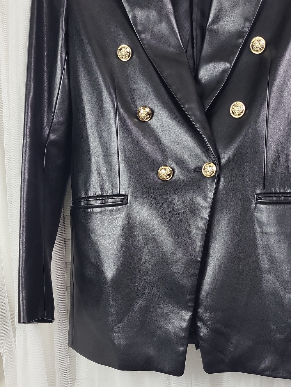 Zara Women's Black Faux Leather Double-Breasted Blazer. Size S - Picture 6 of 16